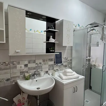 La Maison De Marie Novara